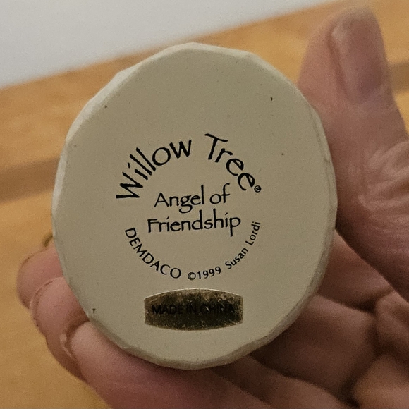 Willow Tree Angel of Friendship - Picture 7 of 7